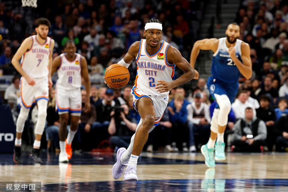 紧密团结的 紧密团结的